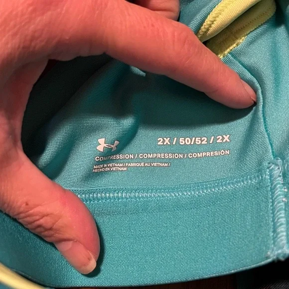 Under Armour Teal and Lime Sports Bra - Picture 4 of 8